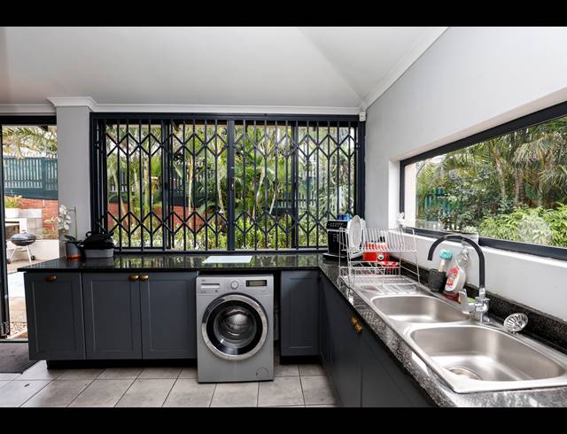 4 BEDROOM HOUSE FOR SALE IN GLENWOOD